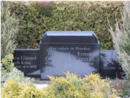 G�nzel, Berta * 1877, + 1936   G�nzel, Bruno * 1911, + 1996   G�nzel, Ernst * 1876, + 1954   G�nzel, Klara (geb. Krug) * 1919, + 1972   G�nzel, Otto * 1916, + 1941 