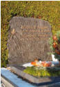 Wilfried Kr�ger 9.09.1956 + 5.08.1999 ; Manfred Kr�ger * 30. 04.1928 + 26.11.2007 