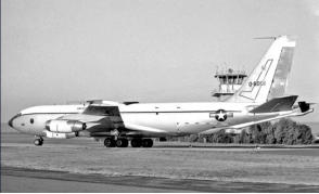 Deshalb werden nun �ltere Tankflugzeuge aus dem Flugzeuglager in Arizona reaktiviert � darunter ein 67 Jahre altes Flugzeug mit der Kennung 58-0011