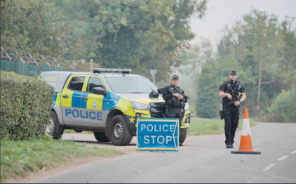 Britische Sicherheitskr�fte ermitteln wegen m�glichen Anschlags auf den US-St�tzpunkt.